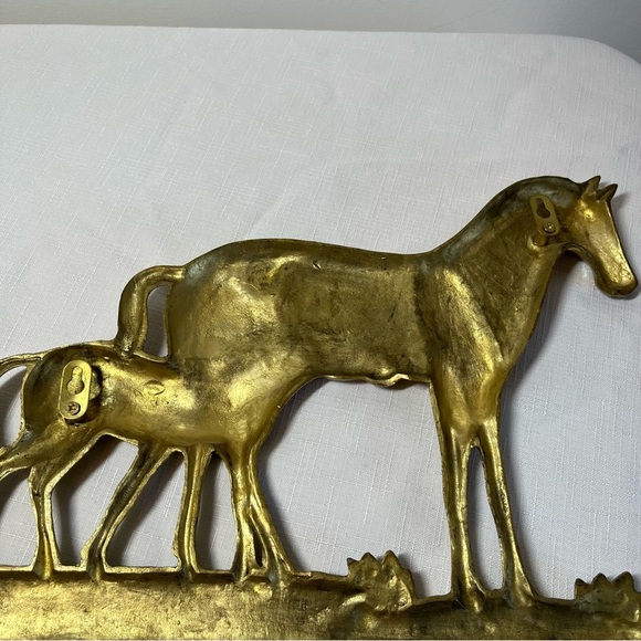 Vintage BRASS Horse and Foal Wall hanging. UNIQUE! - Picture 6 of 6